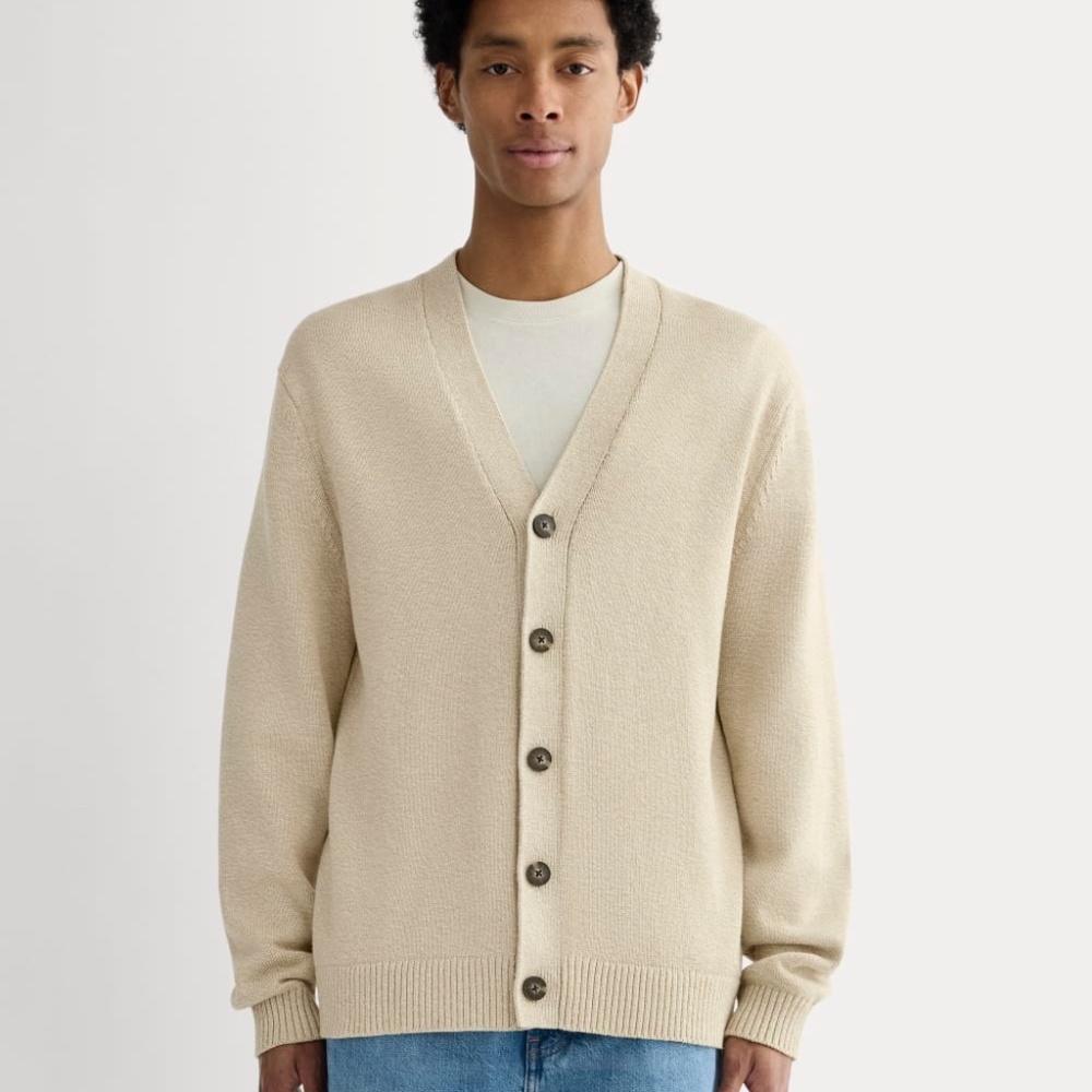 Everlane Classic Cardigan in Everyday Cotton in Desert Sand/Natural, Size XL
